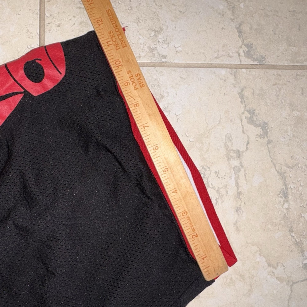 Chicago Bulls NBA Mesh Shorts Black Ultra Game Size M Lined Pockets - Picture 5 of 5